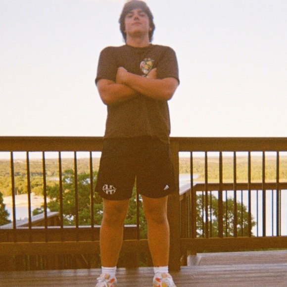 Meet your Posher, Logan - Picture 1 of 1